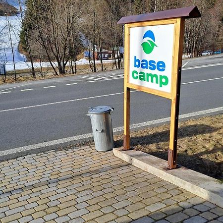Apartmány Base Camp Železná Ruda Esterno foto