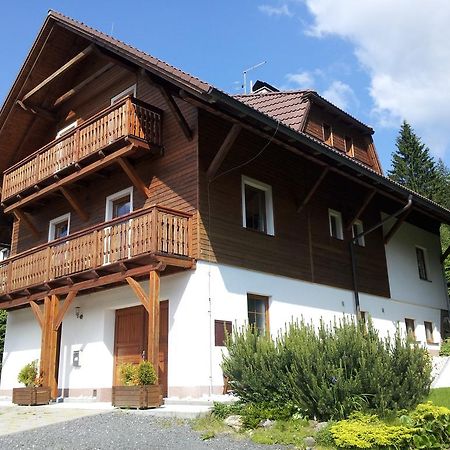 Apartmány Base Camp Železná Ruda Esterno foto