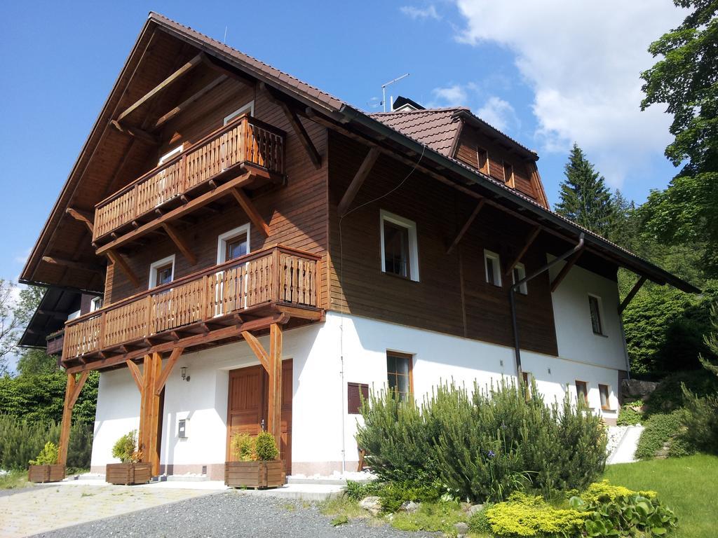 Apartmány Base Camp Železná Ruda Esterno foto