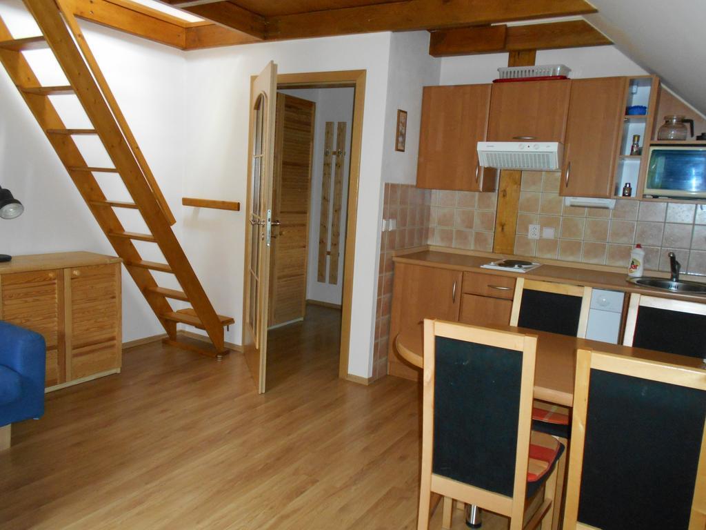 Apartmány Base Camp Železná Ruda Esterno foto